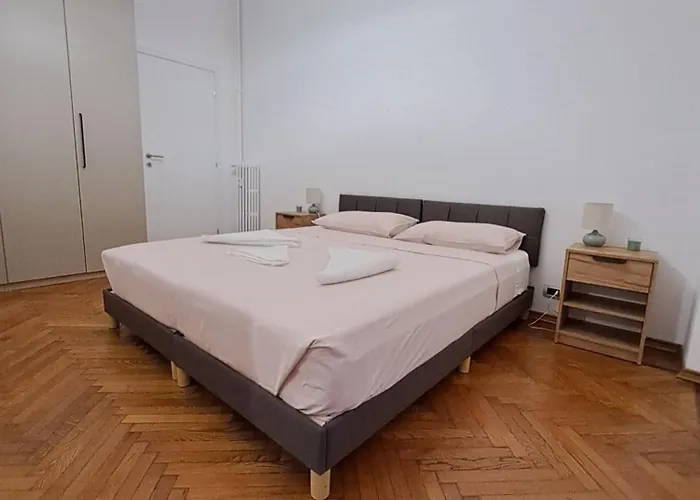 Casa Five Next To Metro Turín